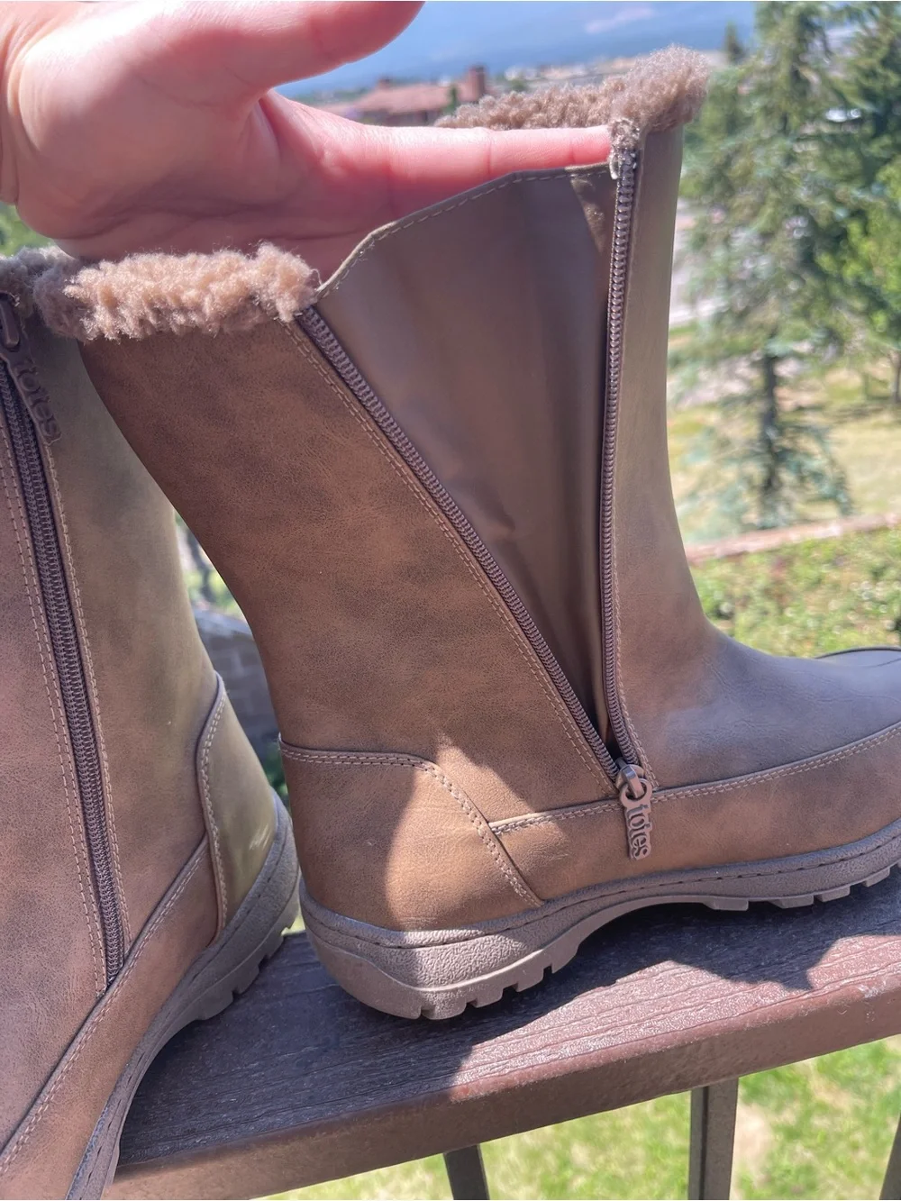 Women’s Totes Nala Boots-Brown Insulated Faux Leather